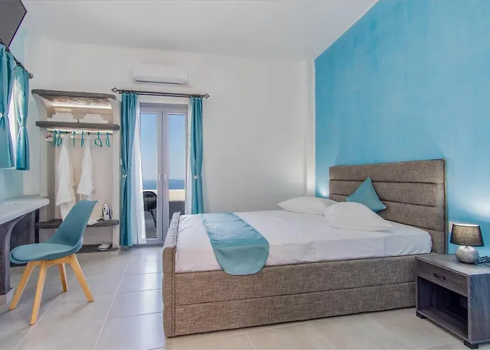 Apartmán N Renieris Firostefani