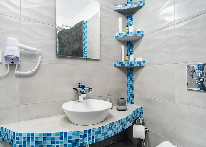 N Renieris Apartmán *