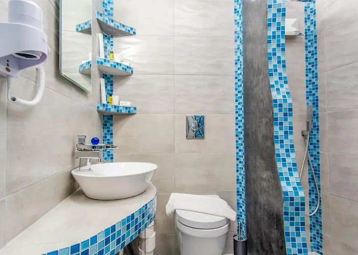 N Renieris * Firostefani