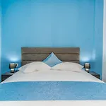 Apartment N Renieris