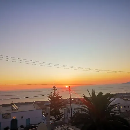 N Renieris Apartamento