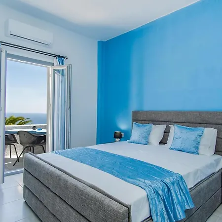 N Renieris Apartment