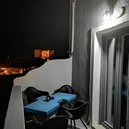 Apartman N Renieris Firosztefáni