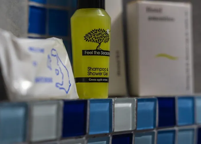 N Renieris Firostefani