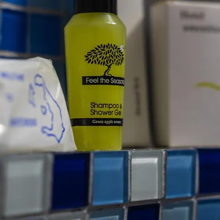 N Renieris Firostefani